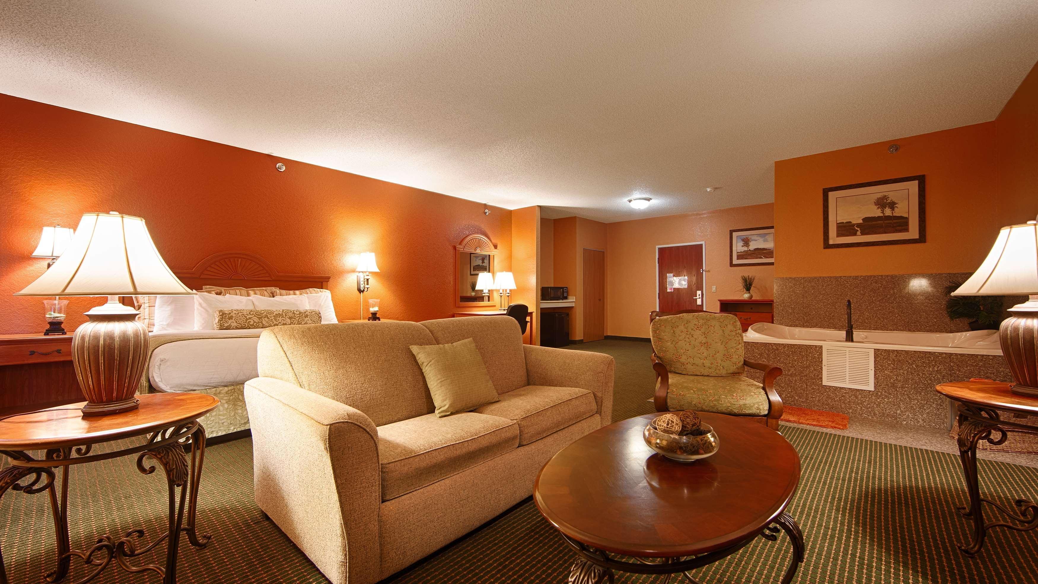 Hotel Pioneer & Grinnell