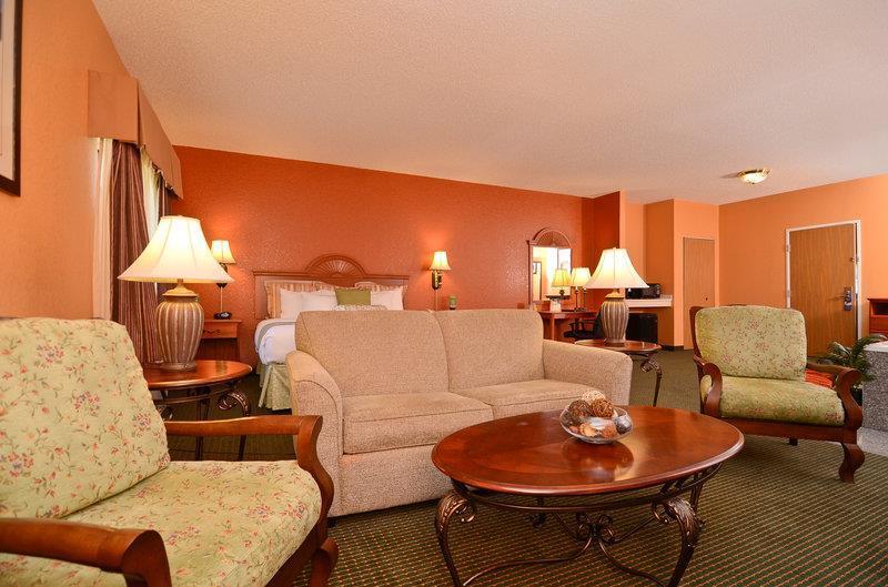 Hotel Pioneer & Grinnell
